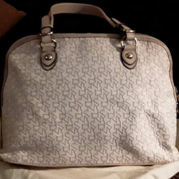 DKNY purse - Picture 6 of 8